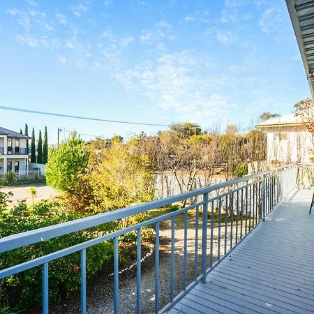 Salty Grape Apartments Aldinga Beach Exterior photo